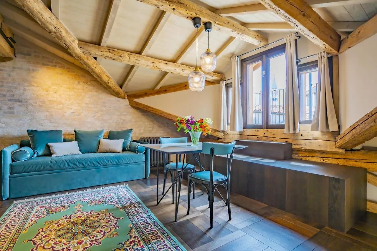 Corte Rubbi 11 Secret Terrace Apartment البندقية